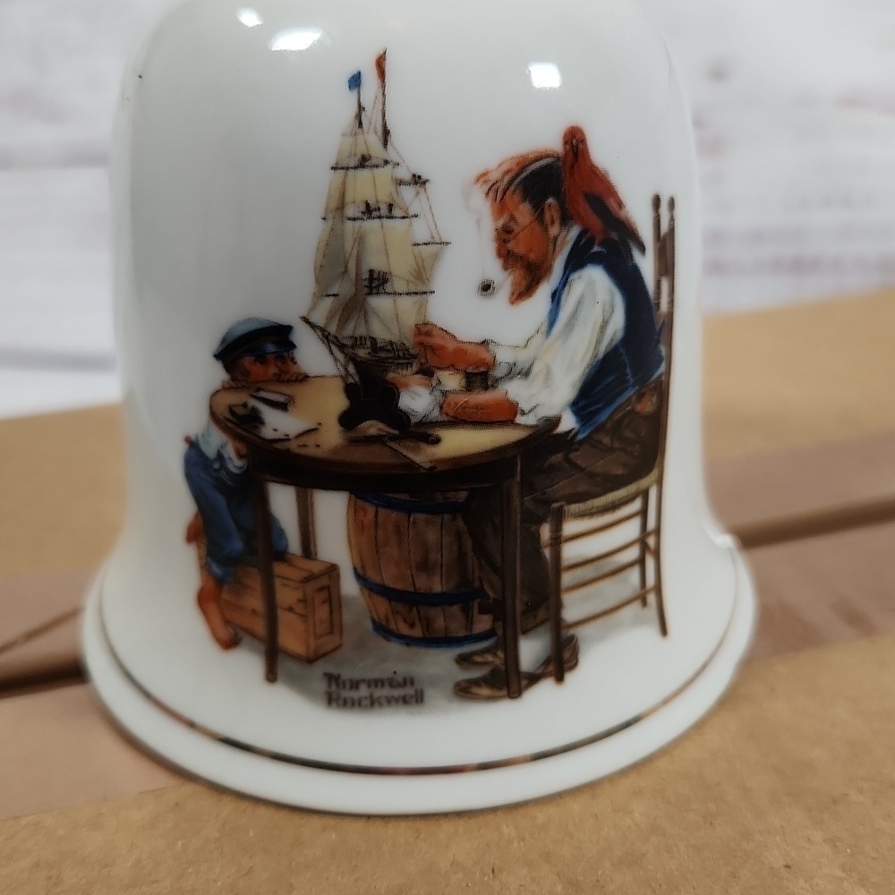Norman Rockwell Bell "For A Good Boy" - Picture 4 of 6